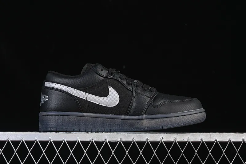 All categories Air Jordan Jordan series basketball shoes Air Jordan 1 Low Air Jordan 1 Low AJ1 Joe 1 black and white canvas leather low-top cultural basketball shoes HV5968-001